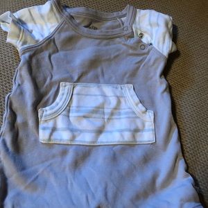 little Giraffe onesie shorts